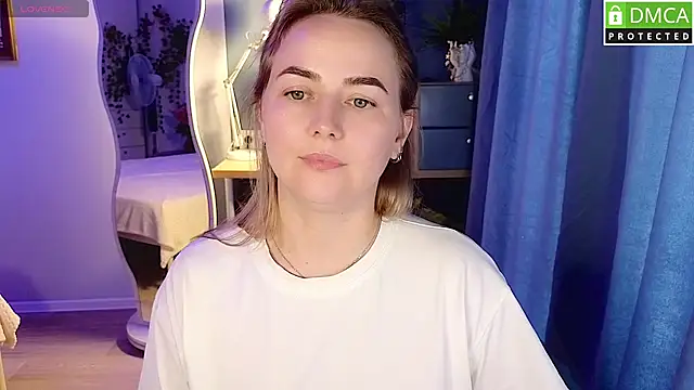 Mira_Mermayd webcam