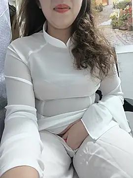 Ariana-Vy
