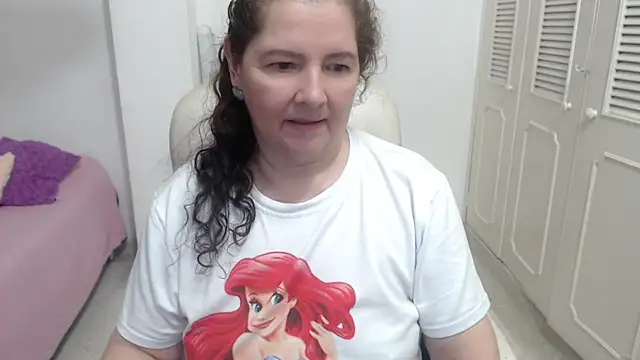 leonela_69