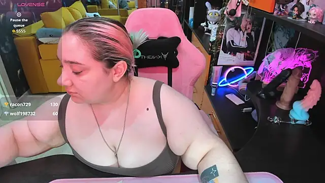 Softie_Sofy webcam