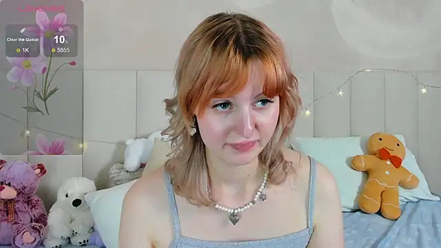AdeleSilvy webcam