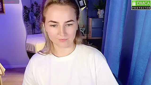 Mira_Mermayd webcam