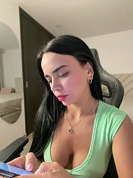GeorginaJones webcam