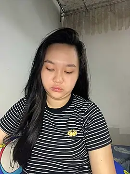 Almira6868 webcam