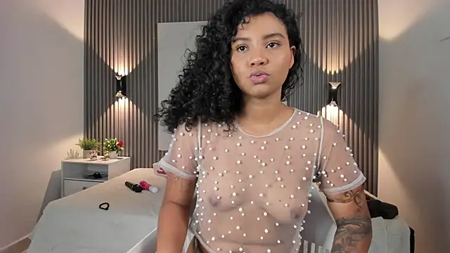 Zafiiraa webcam