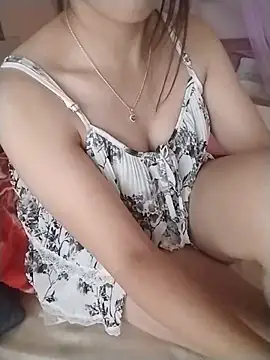 -Brooch- webcam