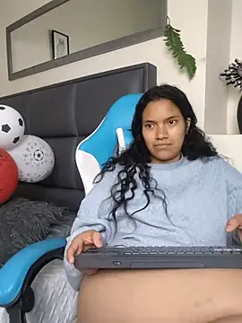 Julieta_Parker webcam