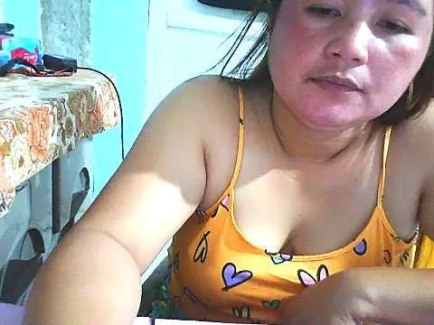 xsweetlover69x webcam