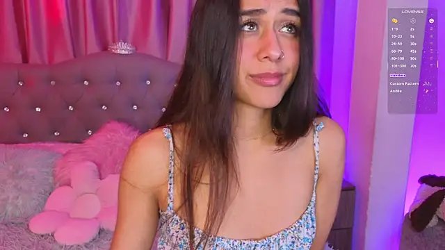 Emiily_Scott1 webcam
