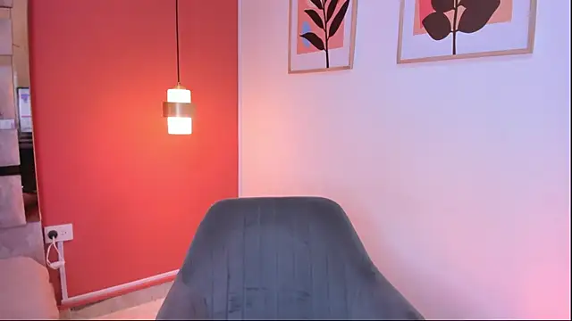 Zamira_Taylor live cam on StripChat