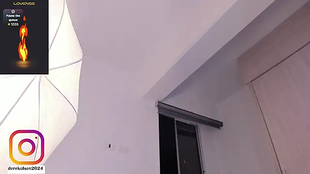 DerekOlsen Live Web Cam Show