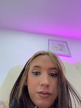 Eboney_Hott webcam