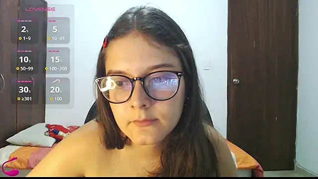 MadieeLorez webcam