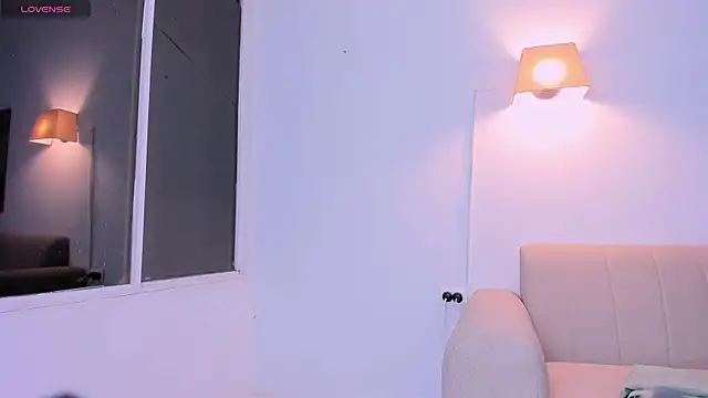nyx_velvet webcam