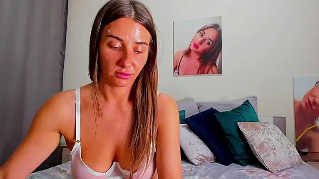 Squishy_Goddess webcam