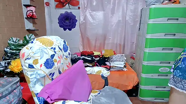Filipina_Desire webcam