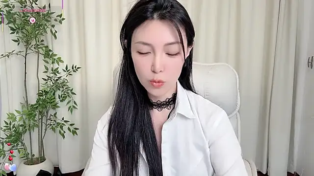 Lucy-cici webcam