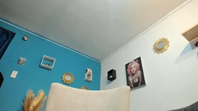 anastasia_tuya webcam
