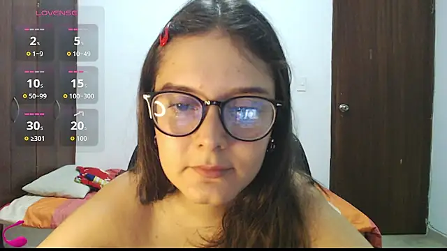 MadieeLorez webcam