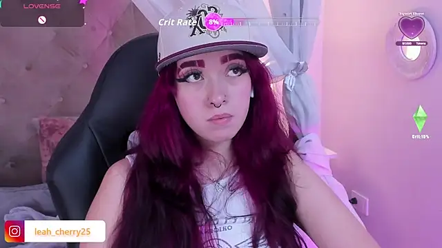 Leah_cherry webcam