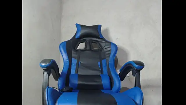Garu_hot19 webcam