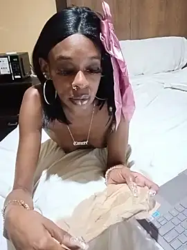 Jasmine_FullsShine webcam
