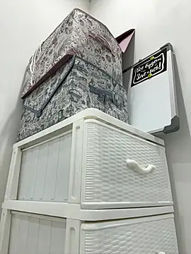 LillyNatty18 webcam