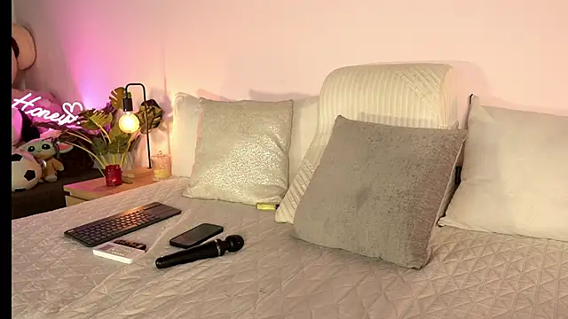 TamyHoney webcam
