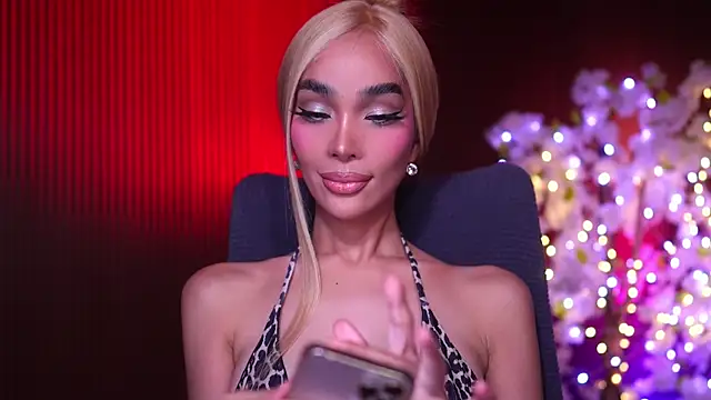 xxforyoureyesonlyxx webcam