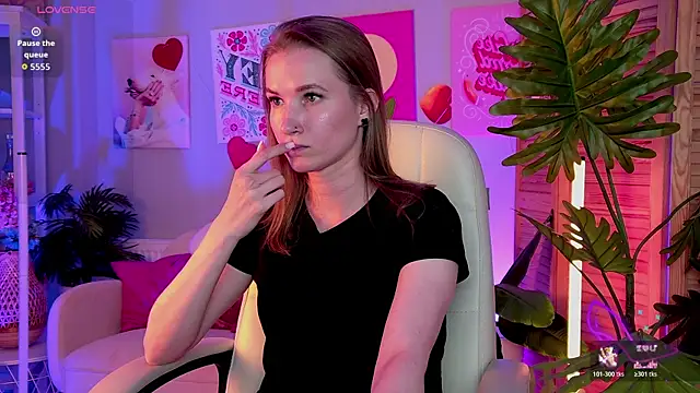 Megan_Rodgers webcam