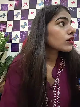 Alisha_Babyy webcam