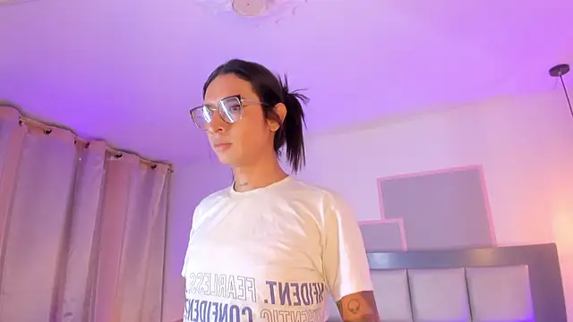 Maddie_Ray webcam