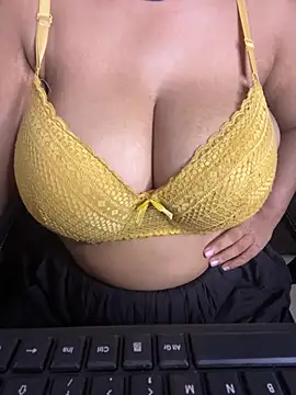 DarlingRuby webcam