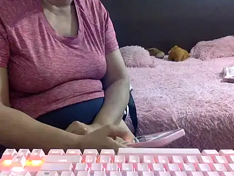 mommy-flabia webcam