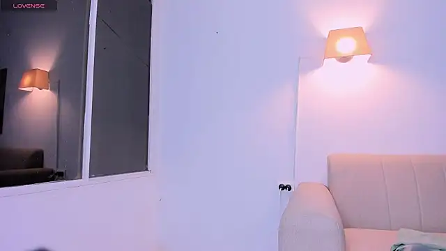 nyx_velvet webcam