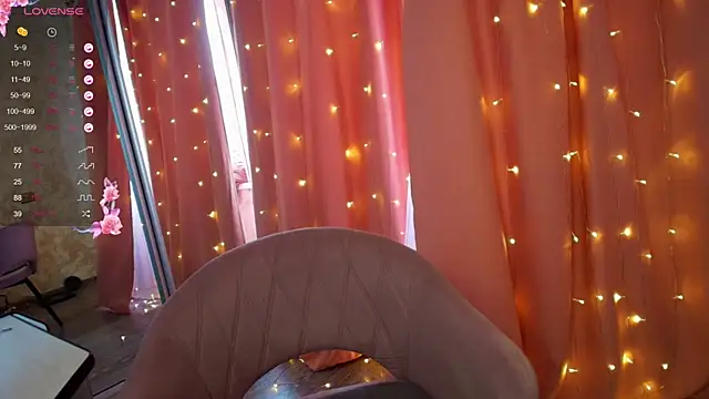 Mia_Bows webcam