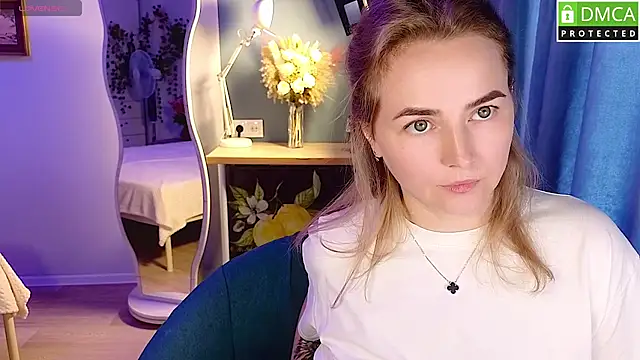 Mira_Mermayd webcam