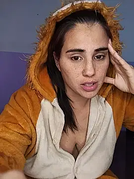 kariciasecreta webcam