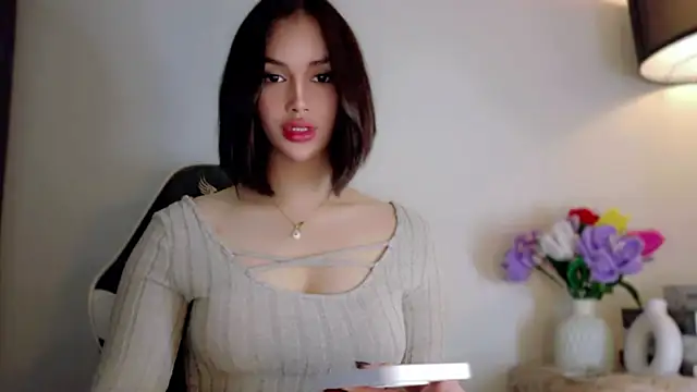 Model: Anna_HollyDoll