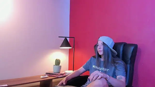 victoria_zaenzz webcam