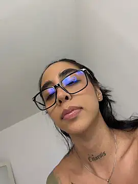 sophierooy22 webcam