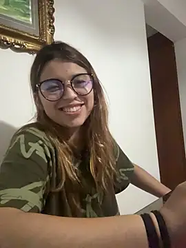 baddieasiantv webcam