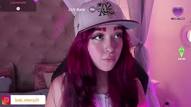 Leah_cherry webcam