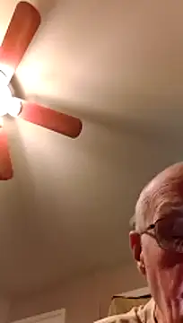 Joeyw57 webcam
