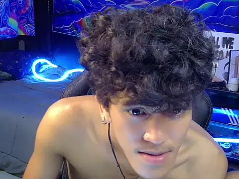 hugekenbigcock live sex cam