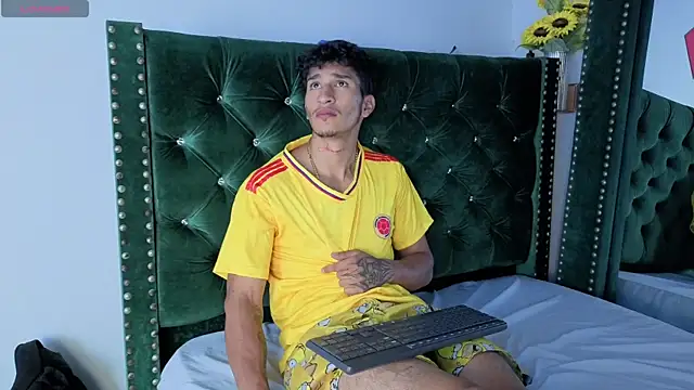 Zayn_Moretti webcam