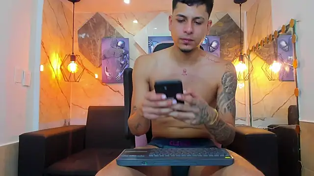 Klaar_Blessed webcam