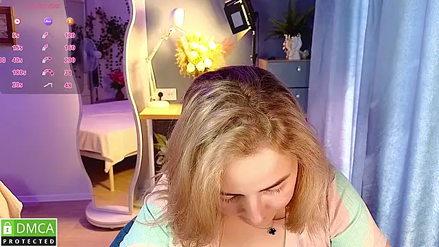 Mira_Mermayd webcam