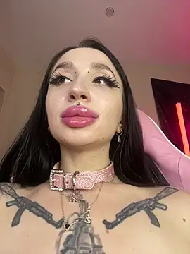 Molly__Moon webcam