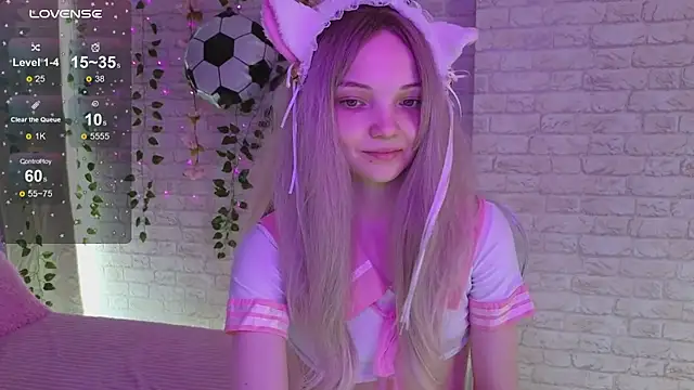 AnimeAlica18 webcam